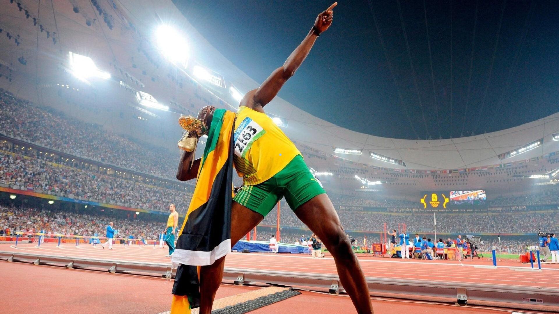 皇家马德里官方宣布哈维-阿隆索离任主教练职务,赛季转折点引发足坛震动