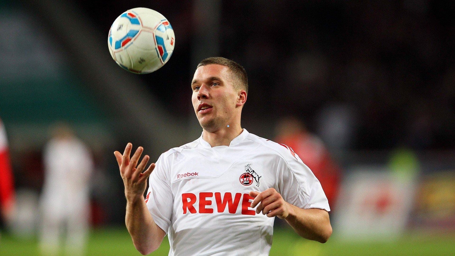 跟队透露,坎塞洛、弗拉霍维奇与施洛特贝克均表态渴望加盟巴塞罗那